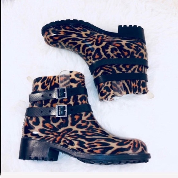 Nicole Miller Shoes - 🆕 Nicole Miller leopard mid-calf rainboot 6